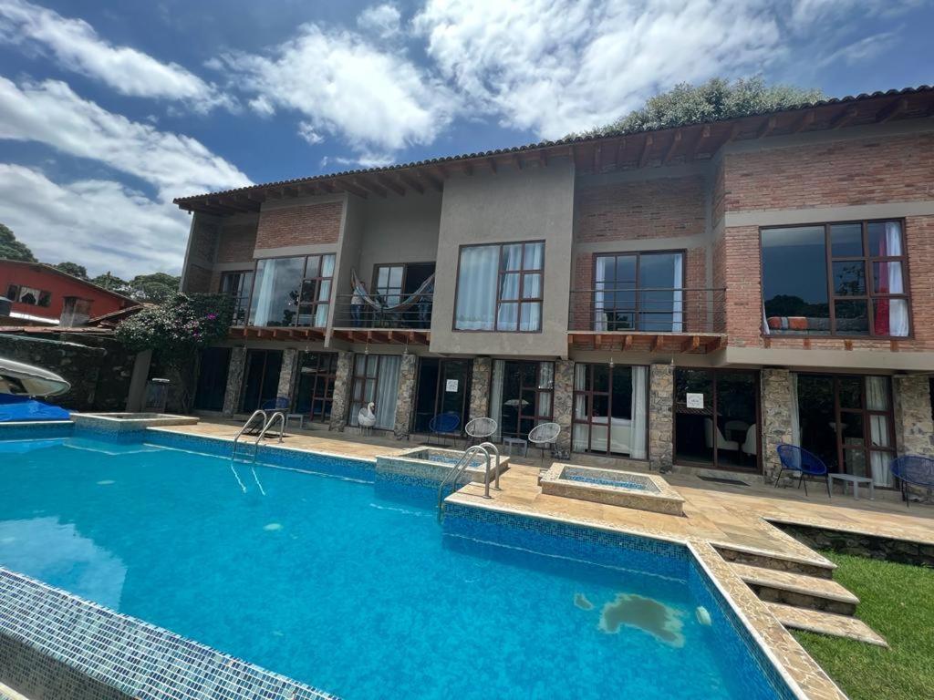 Casa Ndomi Villa Valle de Bravo Dış mekan fotoğraf